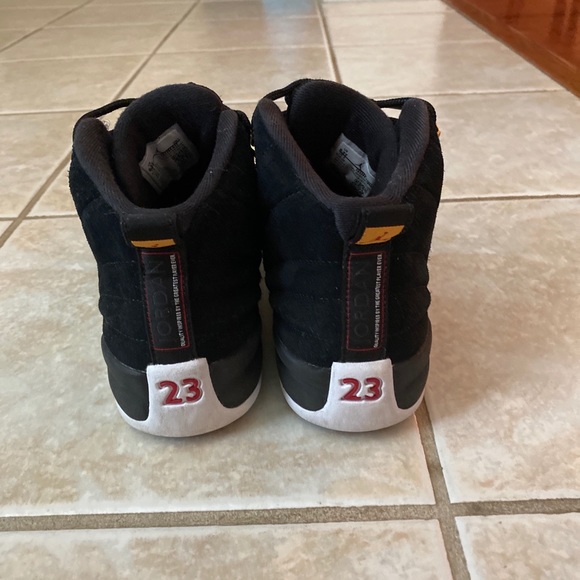 Jordan 12 Reverse Taxi - Picture 3 of 4
